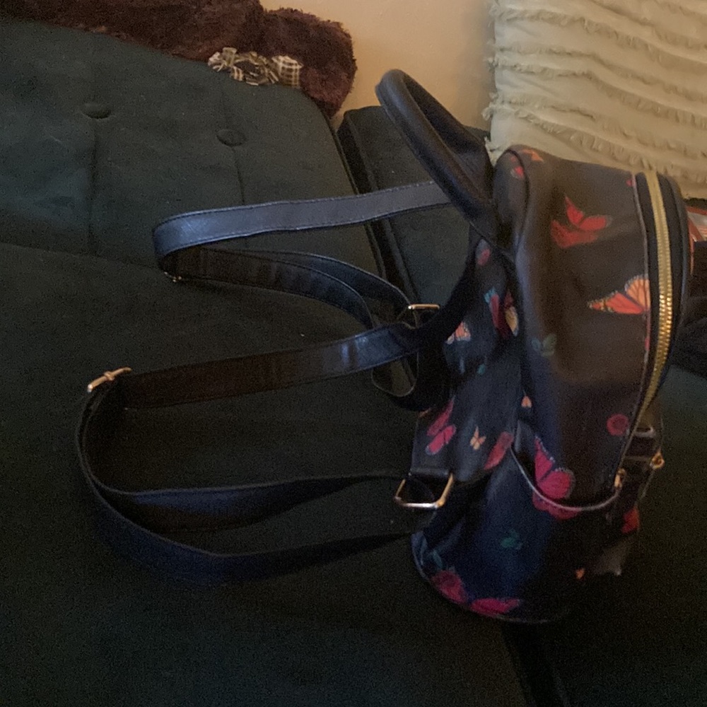 Butterfly backpack - Picture 2 of 2